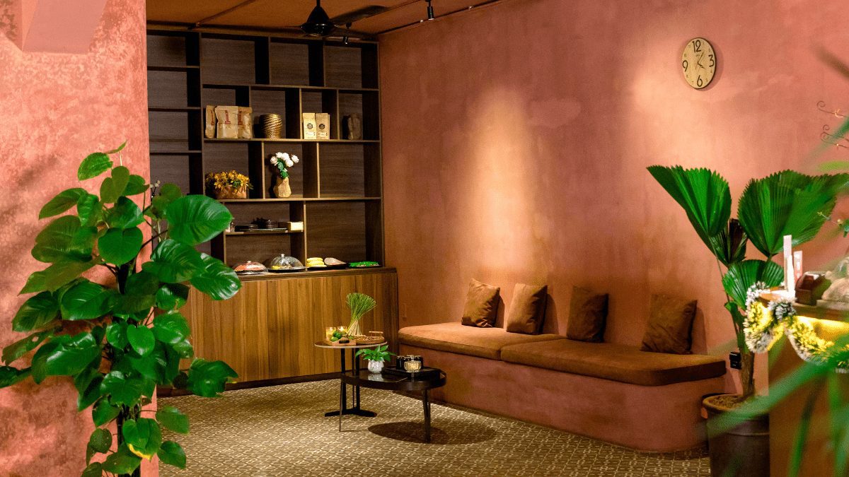 Experience professional Thai massage in Da Nang at Chua Spa with luxurious style