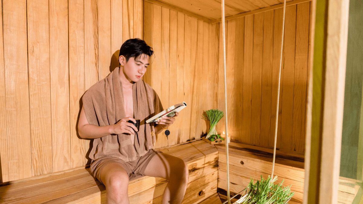 Trải nghiệm massage chuyên nghiệp với dầu massage tại Chua Spa.