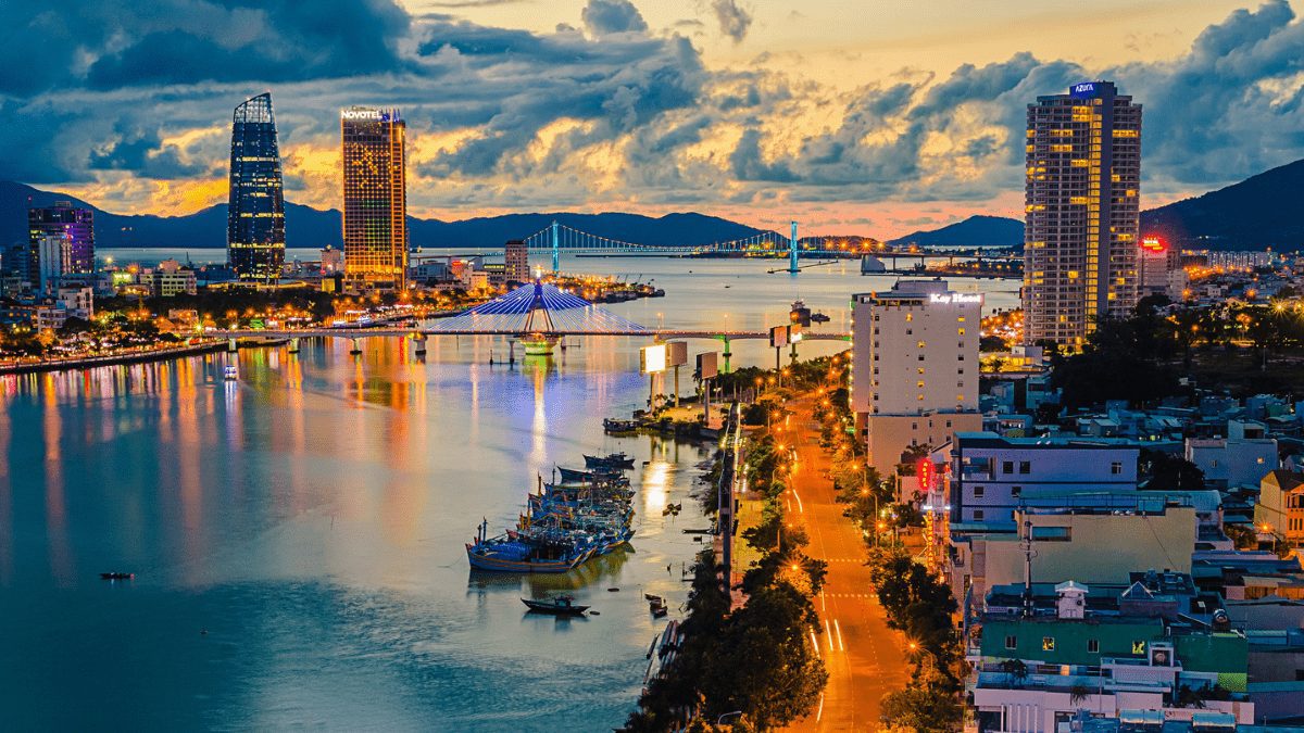 Da Nang massage is constantly innovating, bringing unique therapies